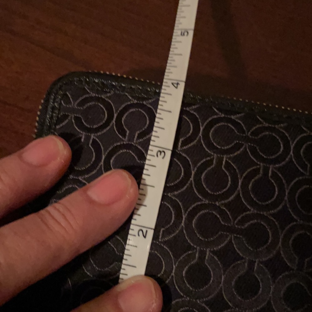Coach wristlet - Picture 6 of 6